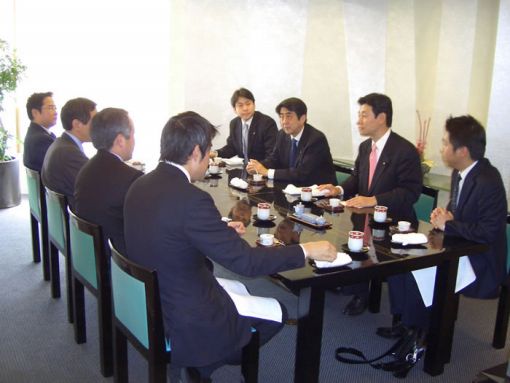 2005年3月16日